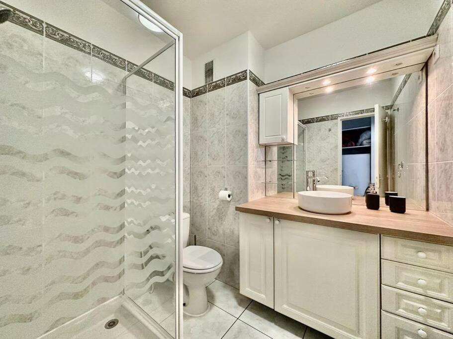 אנטיב Beau Studio Centre Juan Les Pins A 300M Des Plages מראה חיצוני תמונה
